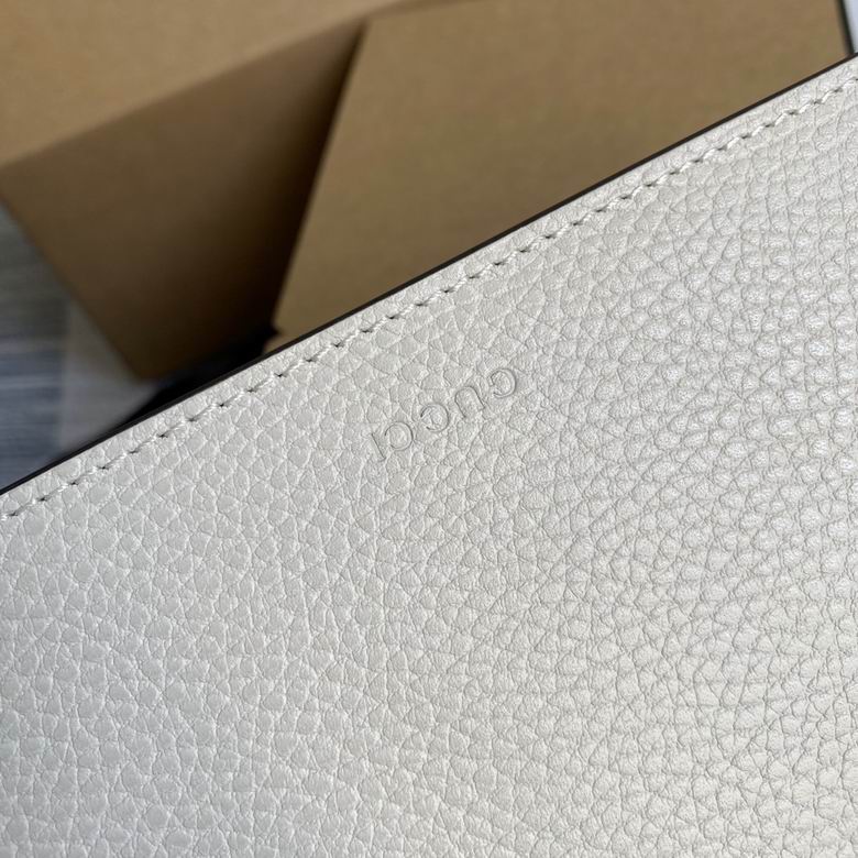 499623 25X14X8cm MP 3色 23