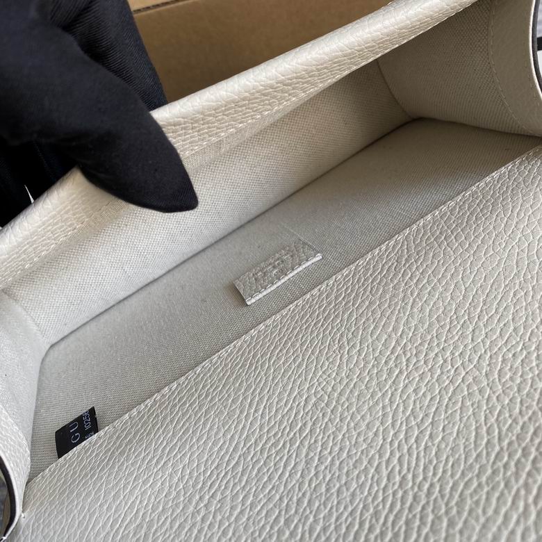 499623 25X14X8cm MP 3色 26