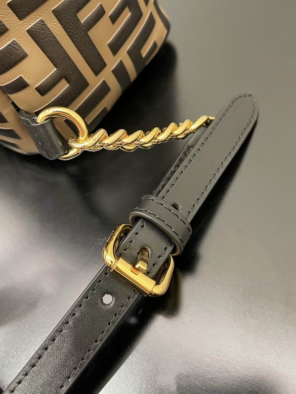 5380B98 22X10X24cm H (5)