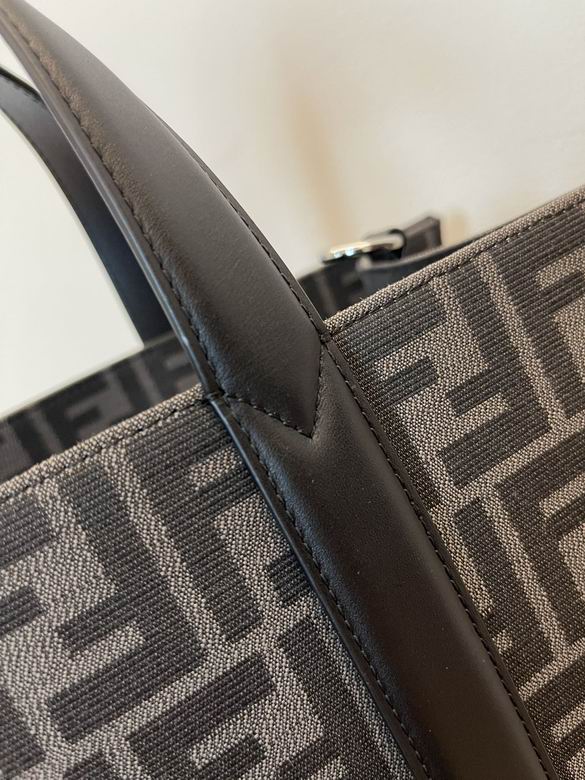 56877B85 41X35X19cm H (4)