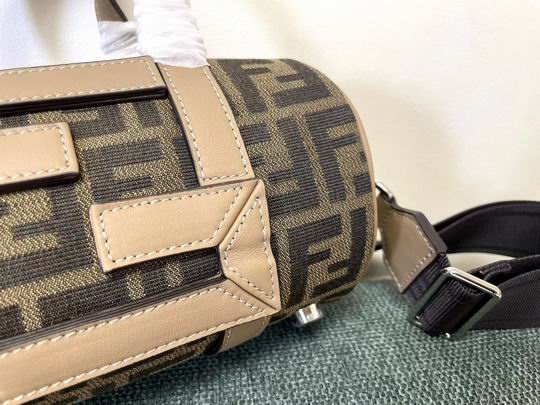 56885 21.5X13X13cm SF (6)