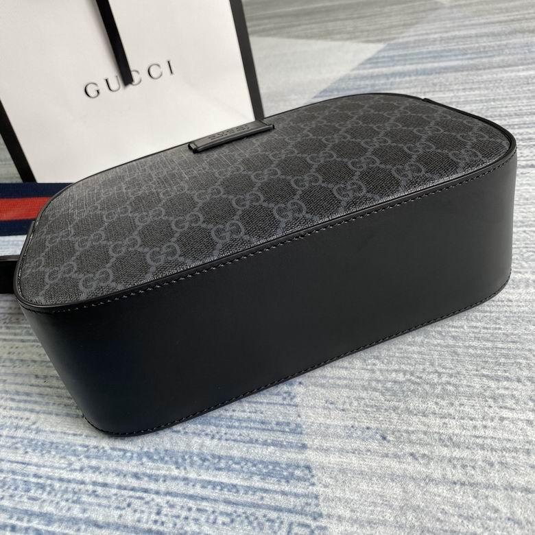 574886 24X14X7cm MP 4