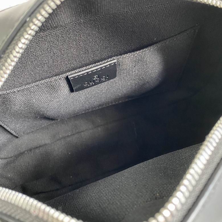 574886 24X14X7cm MP 7