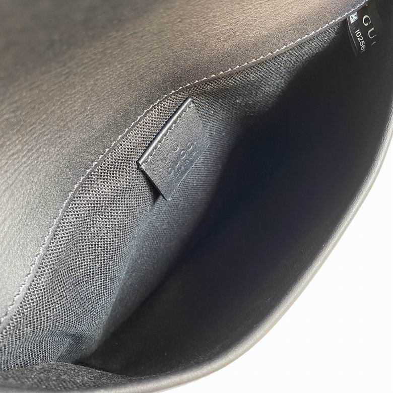 598113 24X17X3.5cm MP 8