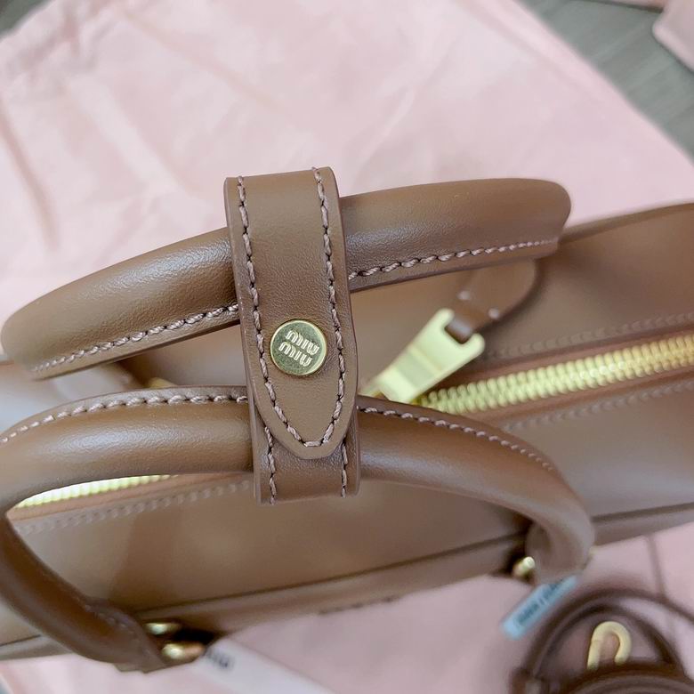 5BB148 27X12X9cm SF 8