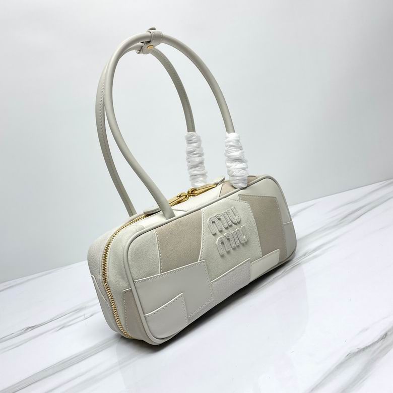 5bb148 28X12X9cm H 1