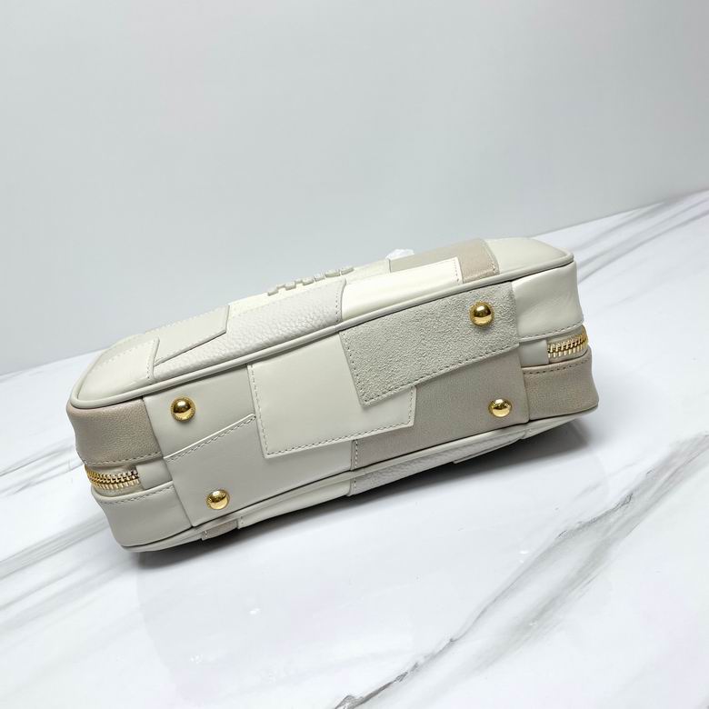 5bb148 28X12X9cm H 3