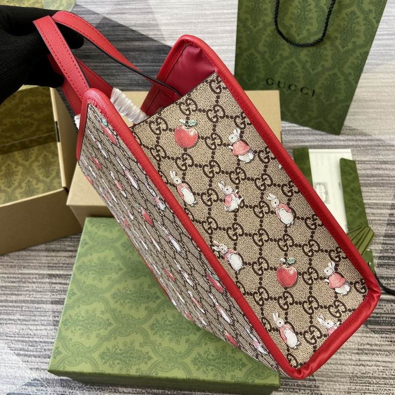 605614 25X28.5X11cm MP 2色 2