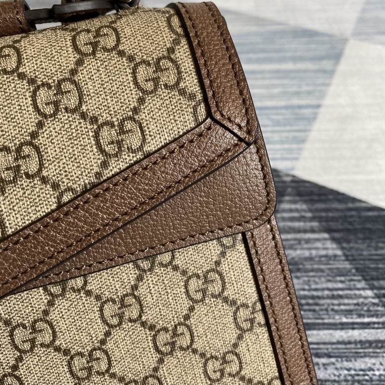 621512 28X17X9cm MP 4