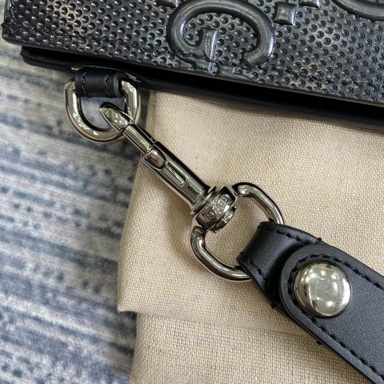 625569 30.5X21X1.5cm MP 6