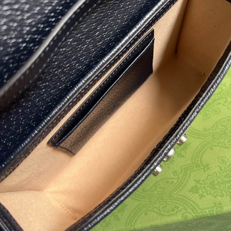 652683 18X10X5cm MP 8