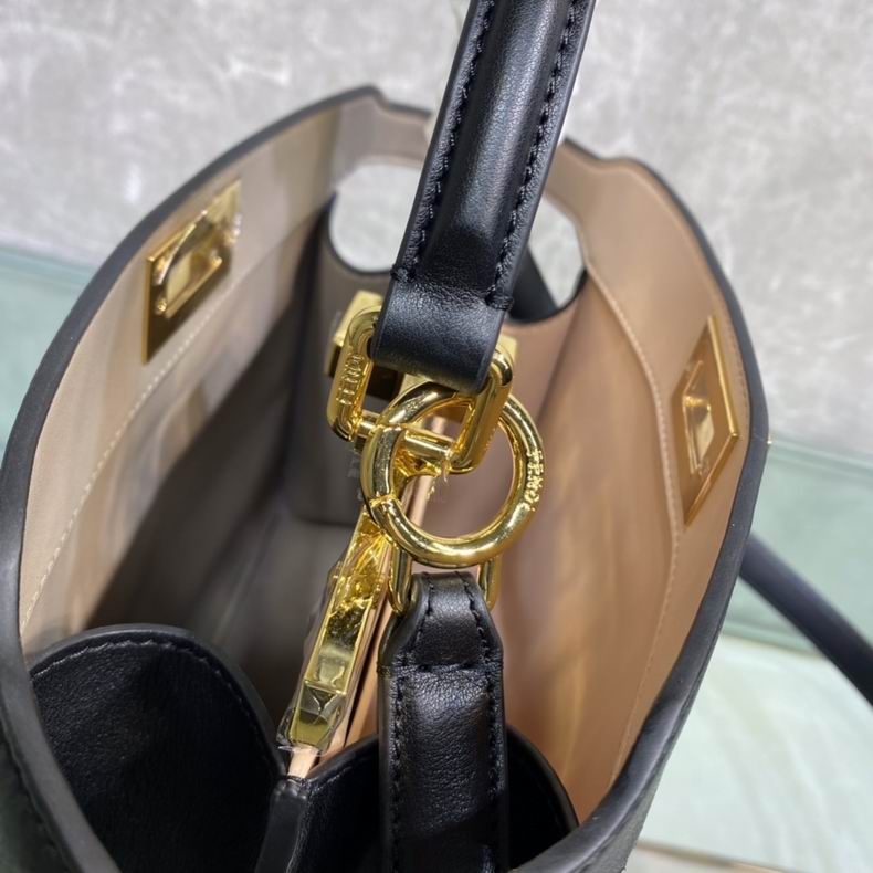 6613 27x21.x9.5 cm wr (31)