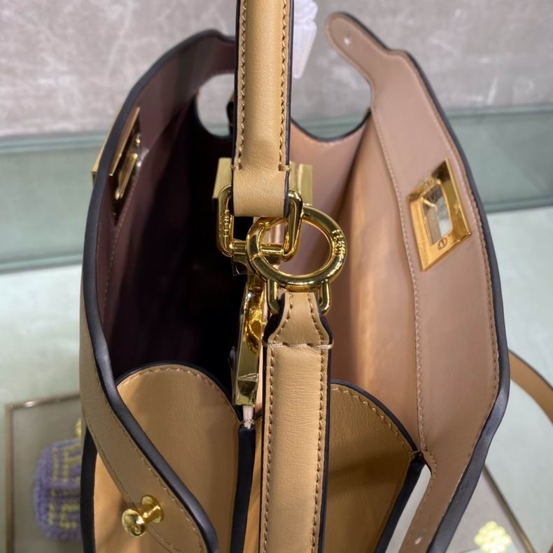 6613 27x21.x9.5 cm wr (4)