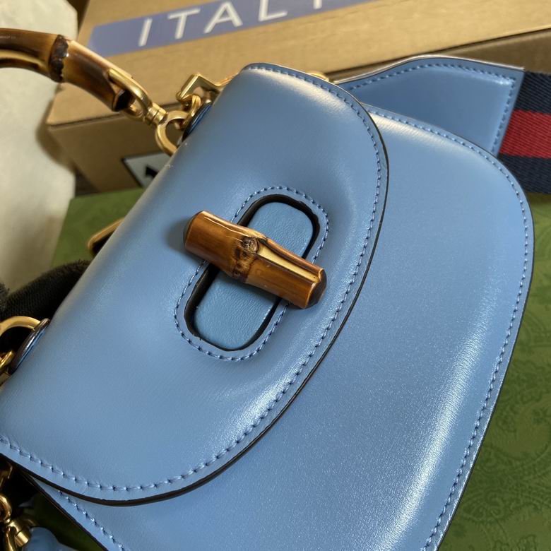 686864 17X12X7.5cm MP 2色 4