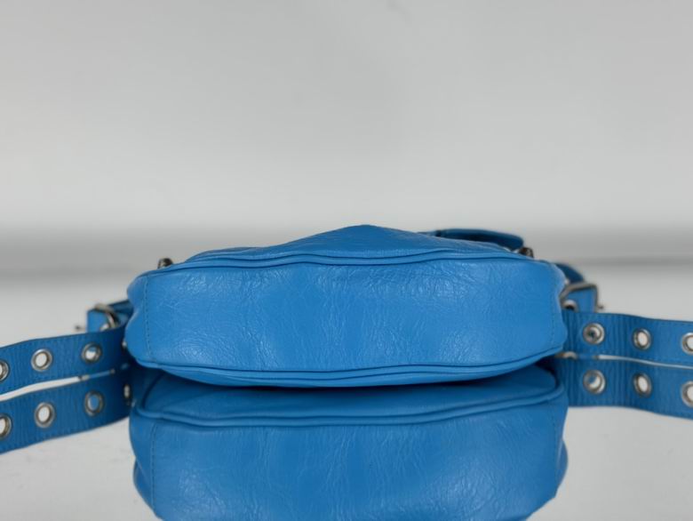 701 26X16X10cm GY 8色 68