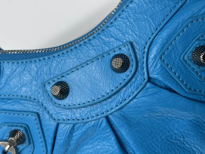 701 26X16X10cm GY 8色 72