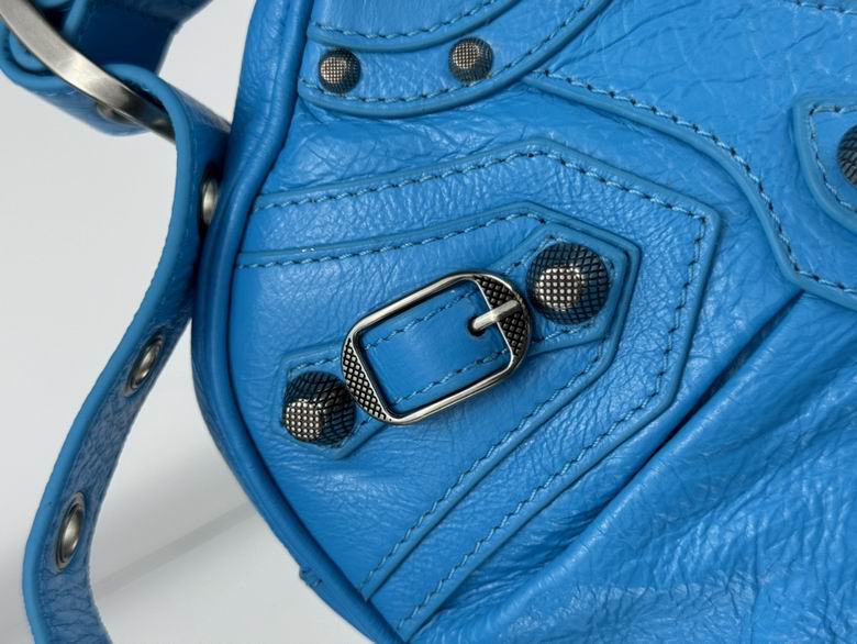 701 26X16X10cm GY 8色 74