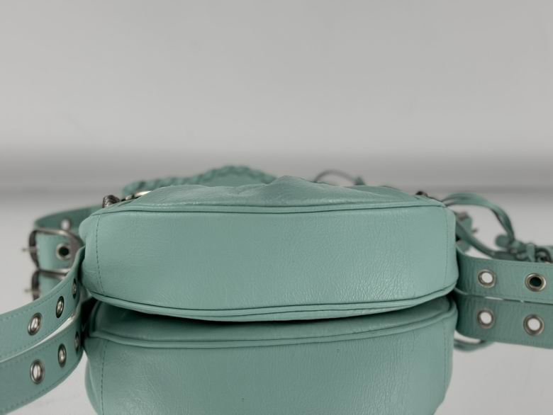 701 26X16X10cm GY 8色 80