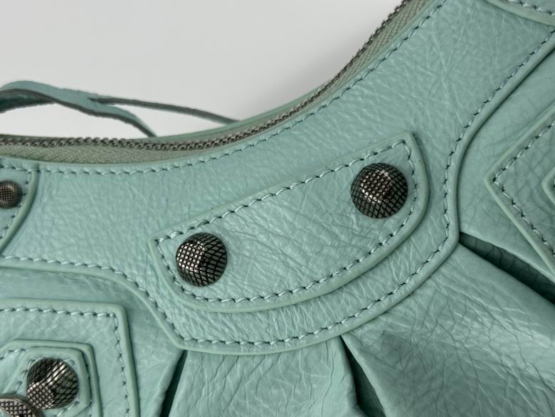 701 26X16X10cm GY 8色 84