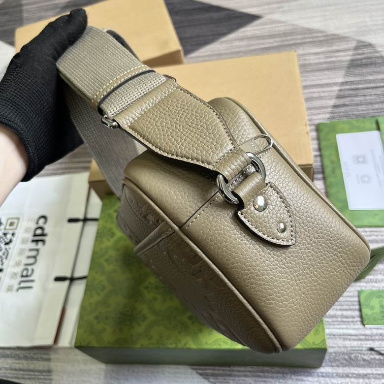 766946 26X17X9cm MP 4色 2