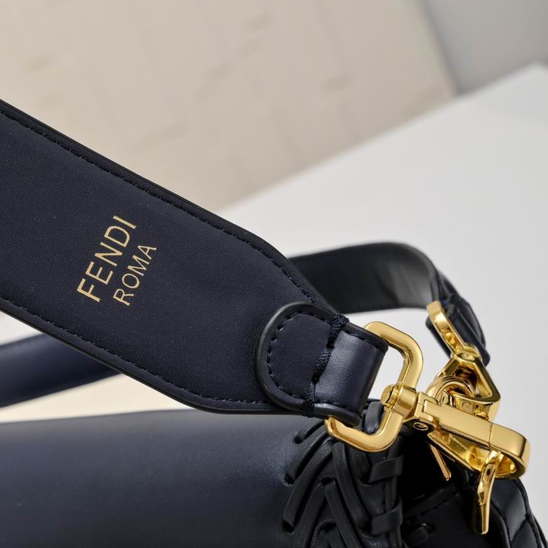 7714 27X15X6cm DN 4 (5)