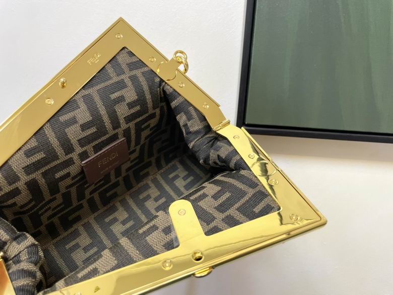 80018 26x9.5x18cm RF 2 (7)