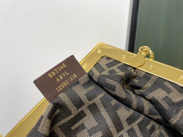 80018 26x9.5x18cm RF 2 (9)