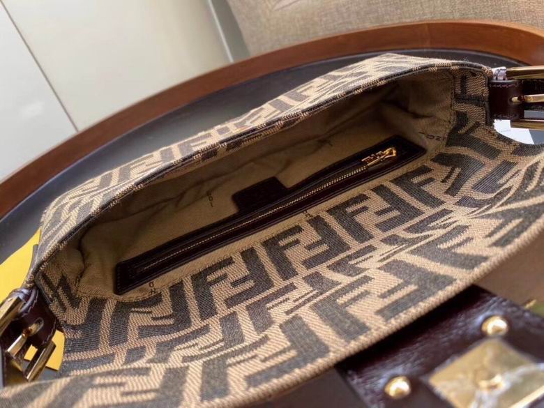 8009 26X15X4cm H (8)