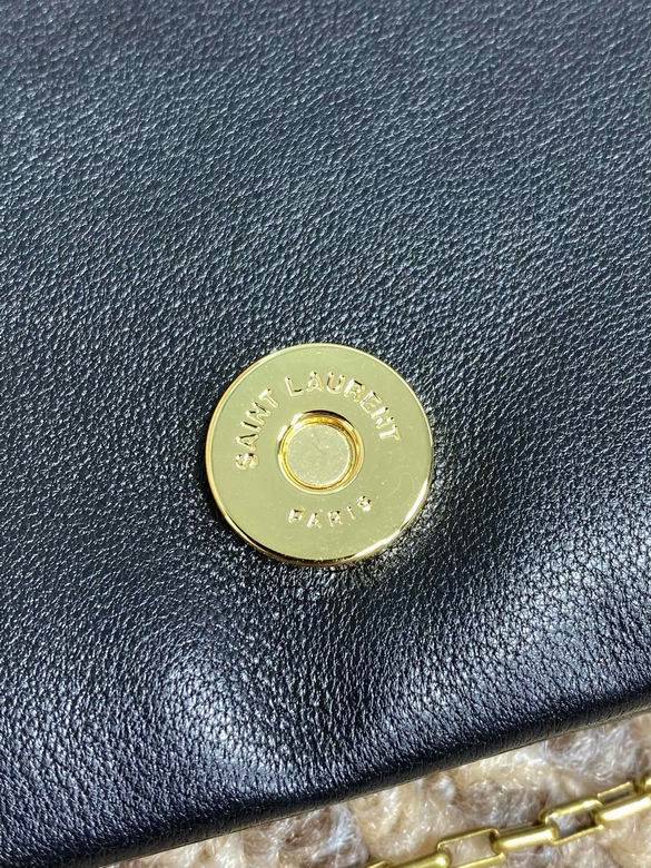 801772 22X11X3cm MT 6