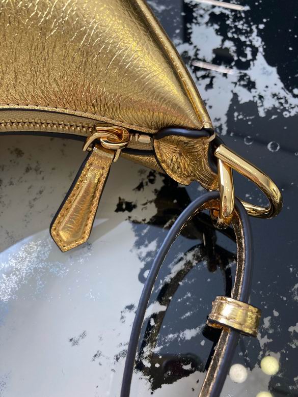 8023 29X24.5X10cm H 7 (9)