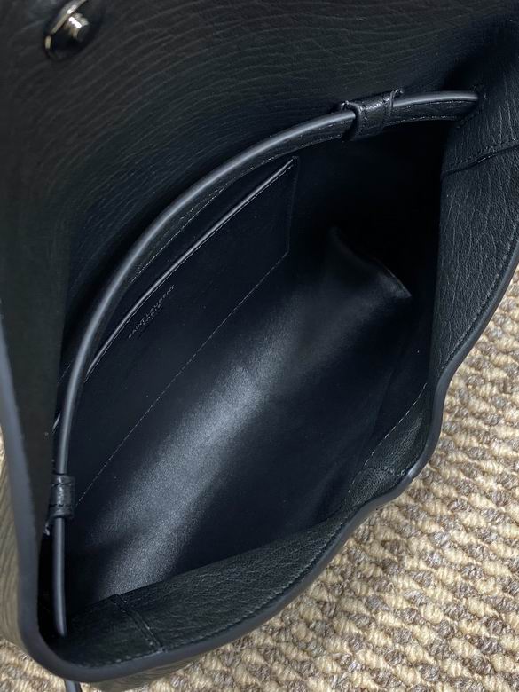 807490 23X16.5X6cm MT 8