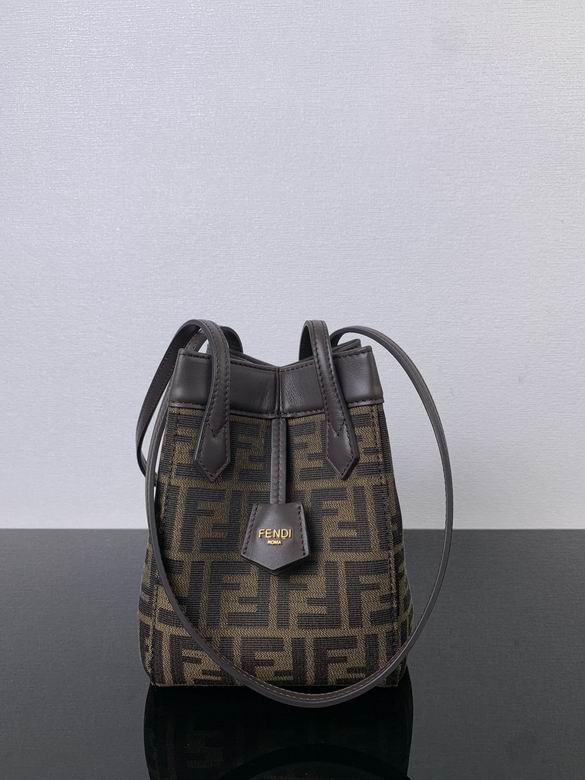 8093 15X18.5X15cm H (4)