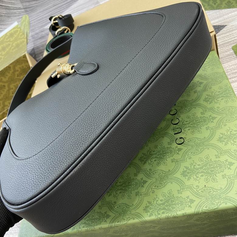 810229 35X32X5.5cm MP 2色 15