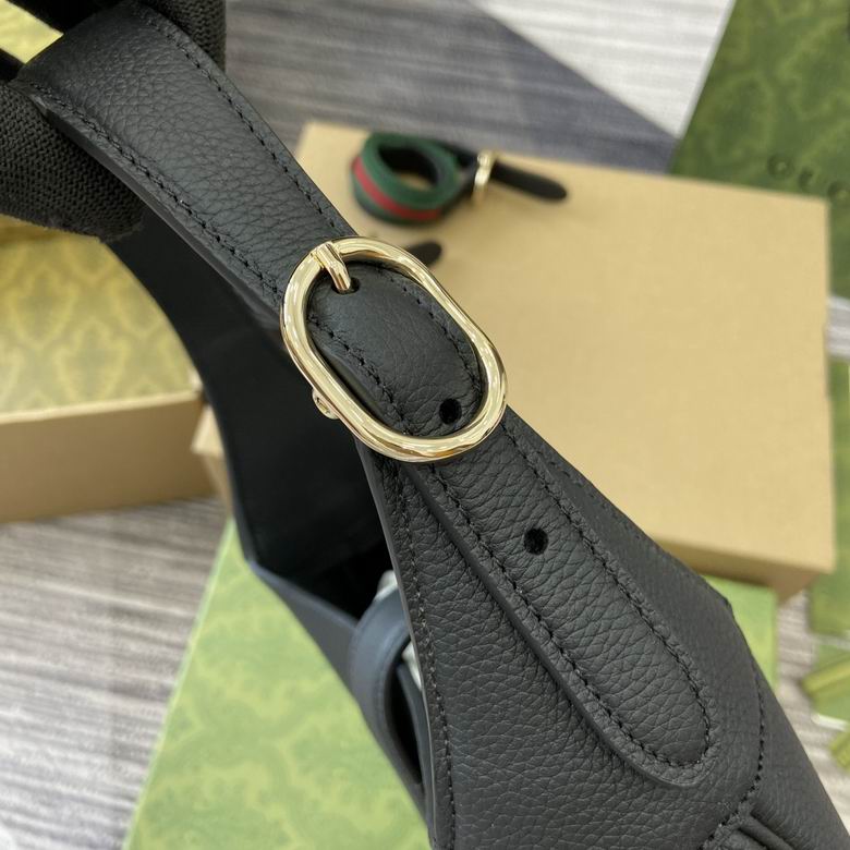 810232 27.5X19X4cm MP 4色 15