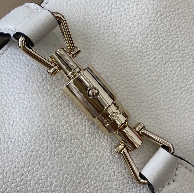 810232 27.5X19X4cm MP 4色 5