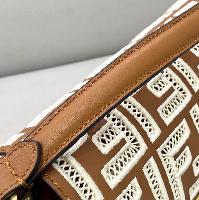 8372 28x6x14 cm wr (5)