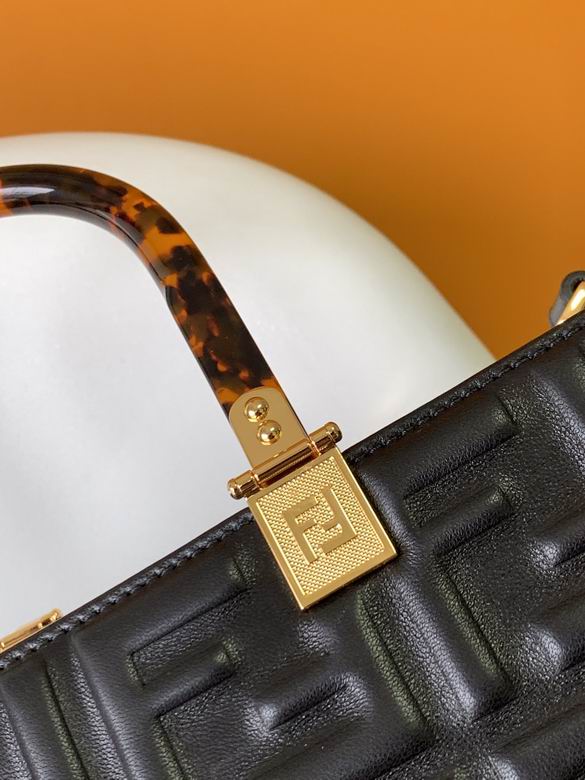 8372 35X17X31cm H 1 (5)