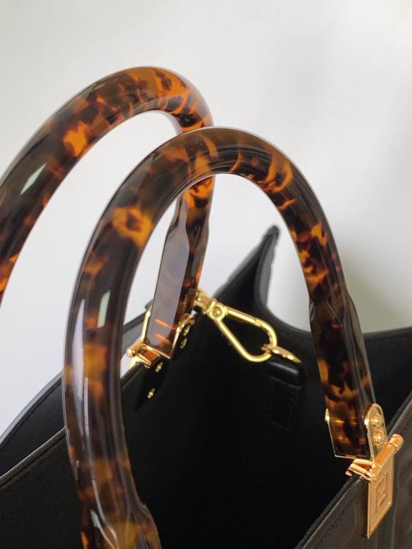 8372 35X17X31cm H 1 (6)