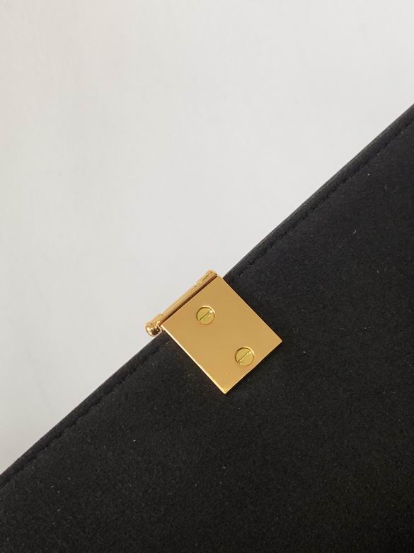 8372 35X17X31cm H 1 (8)