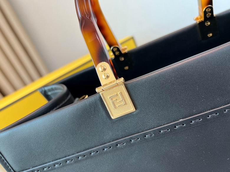 8372 35X17X31cm H 6 (4)