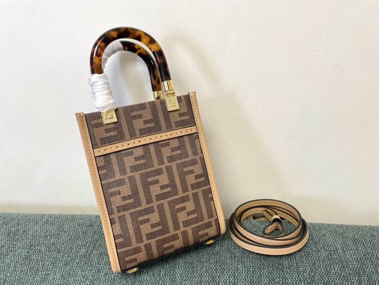 8376 13x6.5x18cm RF (3)