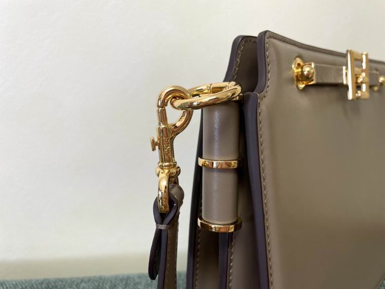 8503 26.5x10x19cm RF 4 (3)