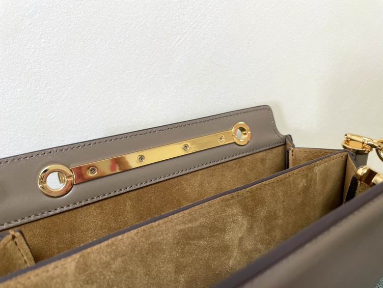 8503 26.5x10x19cm RF 4 (9)