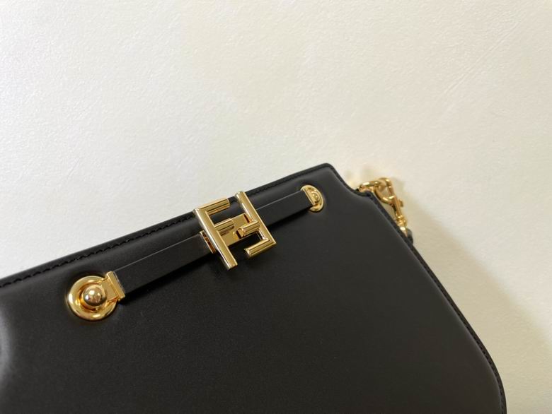 8503 26.5x10x19cm RF 5 (2)