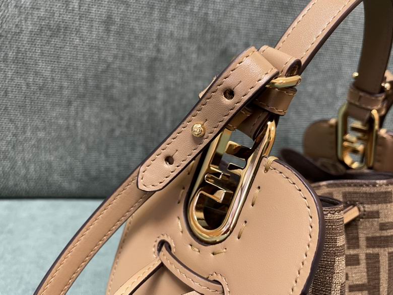 8532 24x9.5x14cm RF 1 (2)