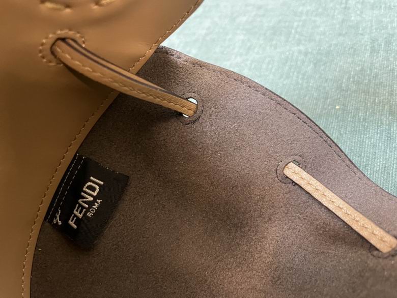 8532 24x9.5x14cm RF 1 (8)