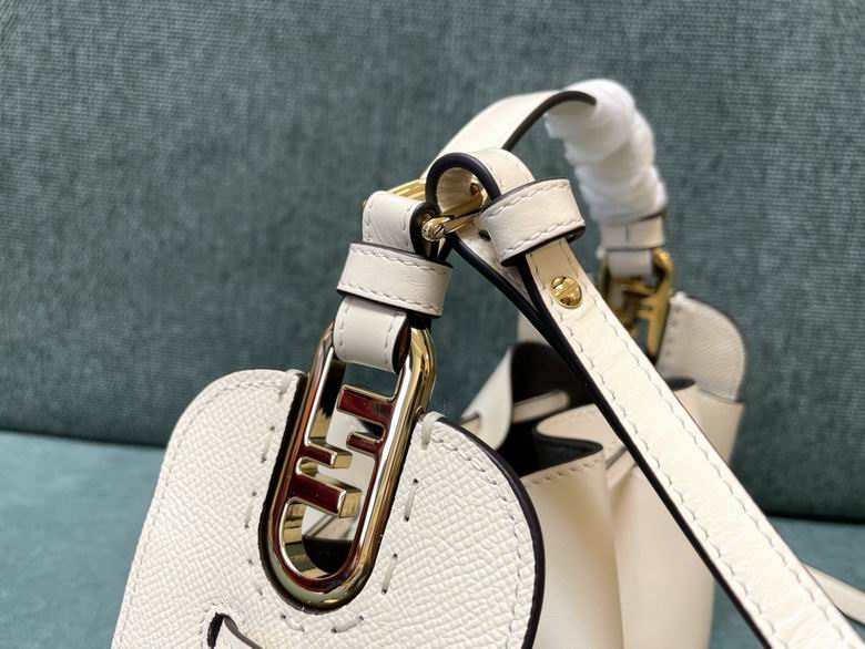 8532 24x9.5x14cm RF 4 (3)