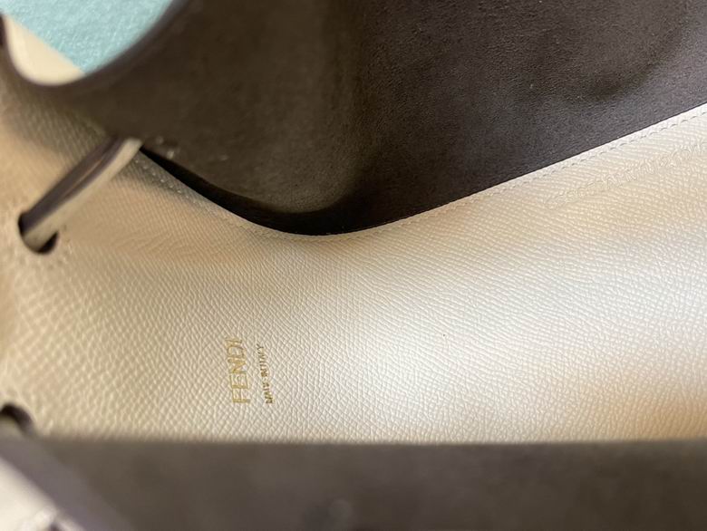 8532 24x9.5x14cm RF 4 (8)