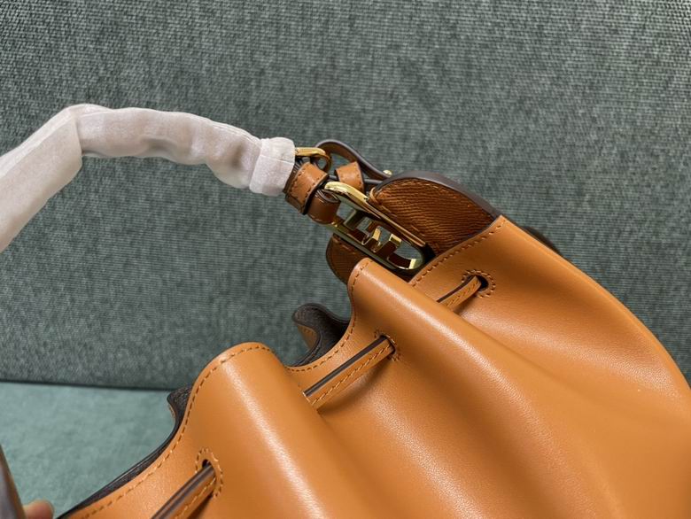 8532 24x9.5x14cm RF 5 (5)