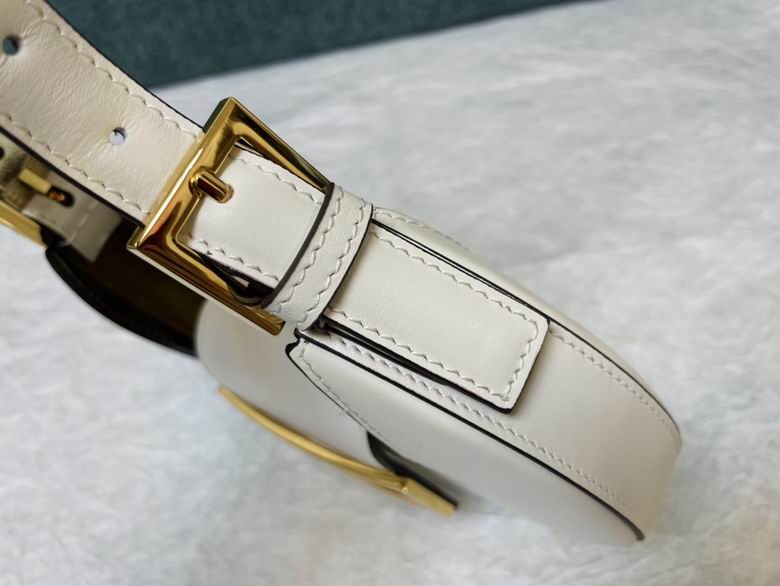 8556 22x4.5x17.5cm RF 2 (5)